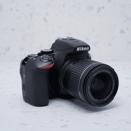 Nikon D5600 + 18-55mm - USADO 5