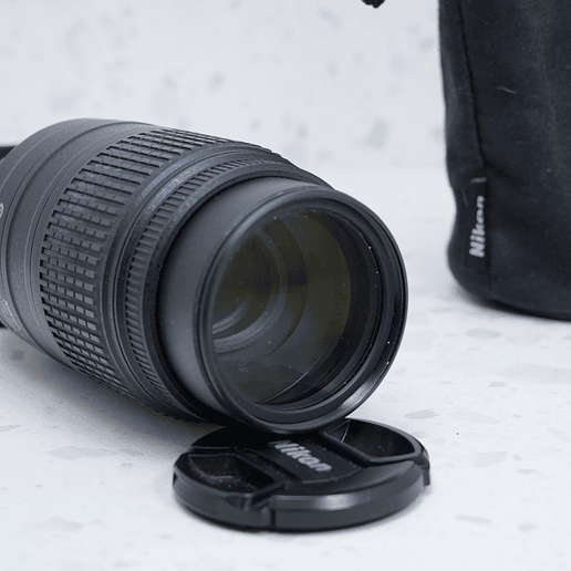 Nikon AF-S DX 55-300mm f/4.5-5.6G ED VR - USADO 4