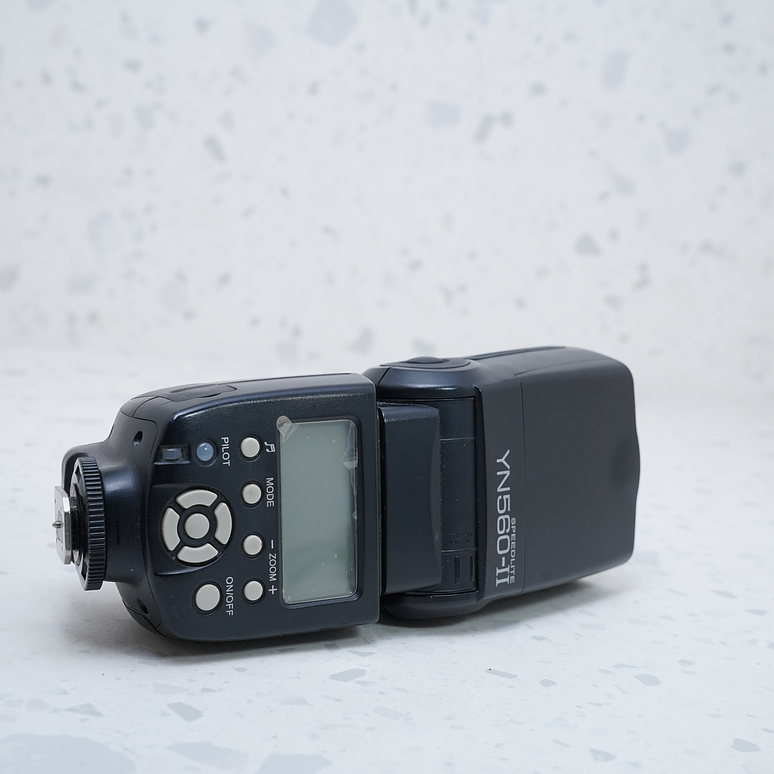 Yongnuo YN560-II - USADO  2