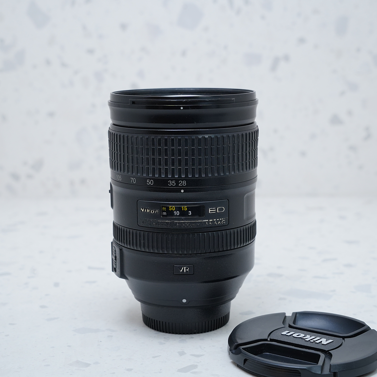 Nikon AF-S NIKKOR 28-300mm f3.5 5.6 G ED VR - USADO 2