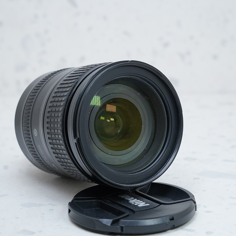 Nikon AF-S NIKKOR 28-300mm f3.5 5.6 G ED VR - USADO 4