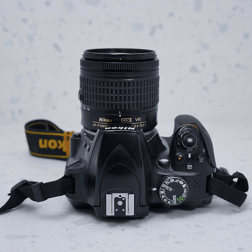 Nikon D3400 + Lente 18-55mm - USADO 7