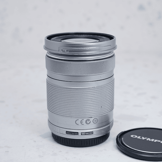  Olympus OM SYSTEM M.Zuiko Digital ED 40-150mm f/4-5.6 R - USADO 4