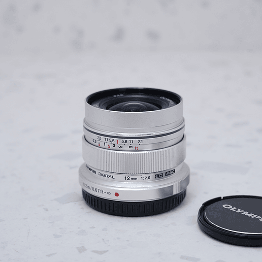 Olympus M.Zuiko Digital ED 12mm f/2 - USADO 2