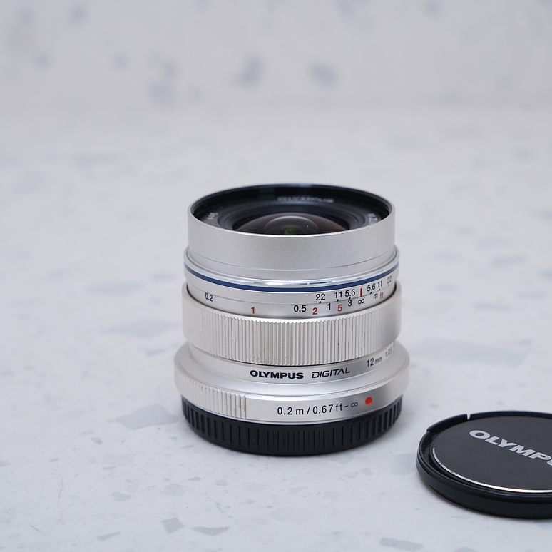 Olympus M.Zuiko Digital ED 12mm f/2 - USADO 3