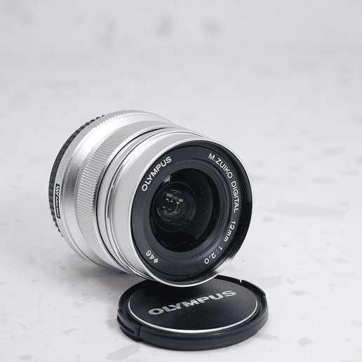 Olympus M.Zuiko Digital ED 12mm f/2 - USADO 5