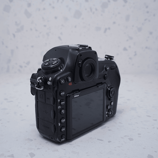 Nikon D850 (Body) - USADO  5