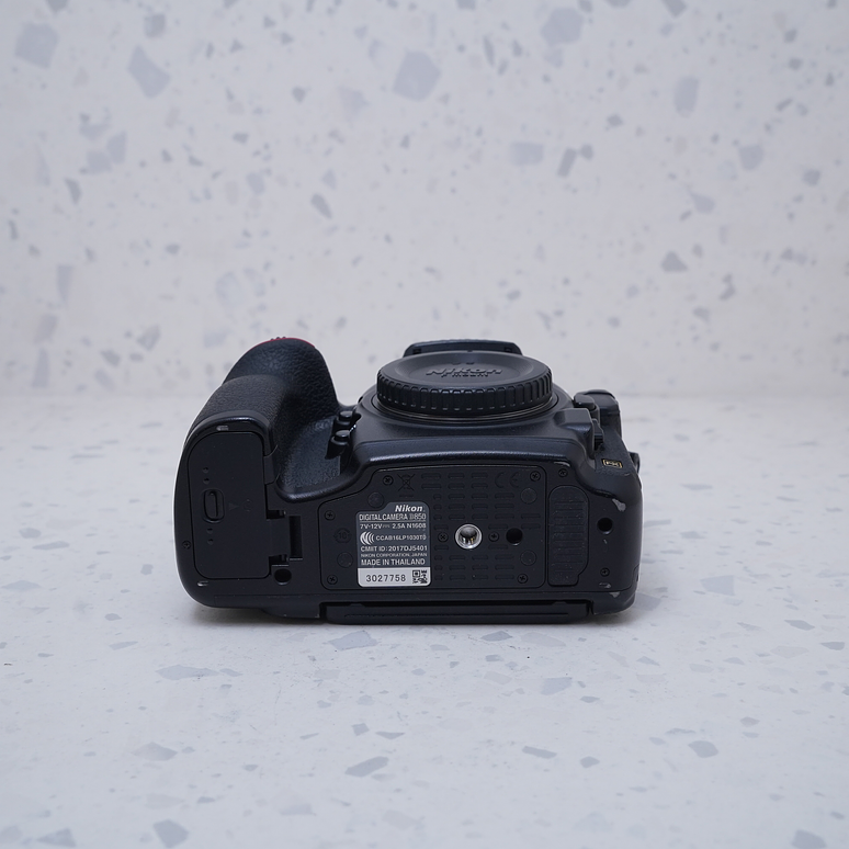 Nikon D850 (Body) - USADO  7