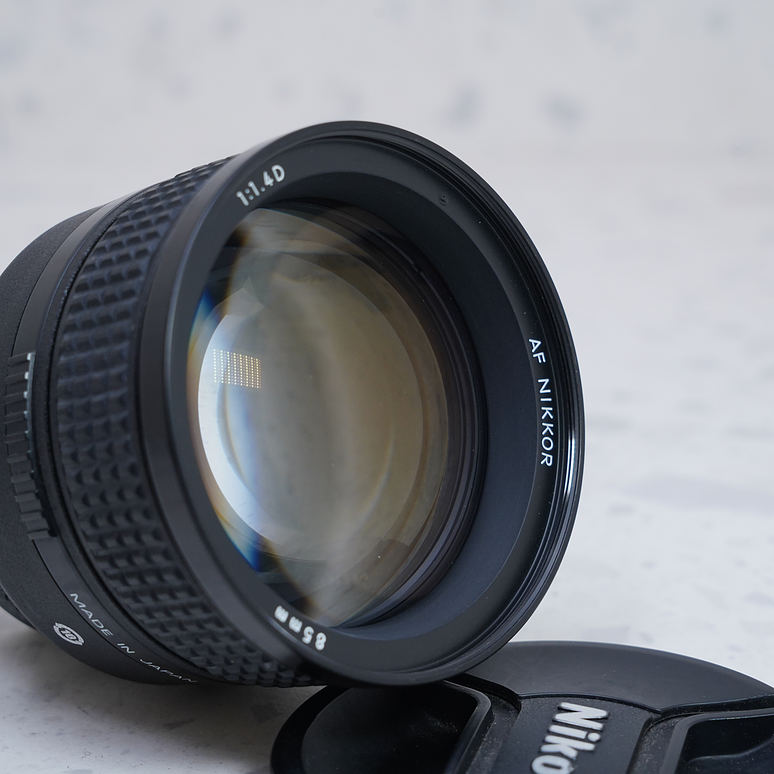 Lente Nikon AF NIKKOR 85mm f/1.4D IF - USADO 4