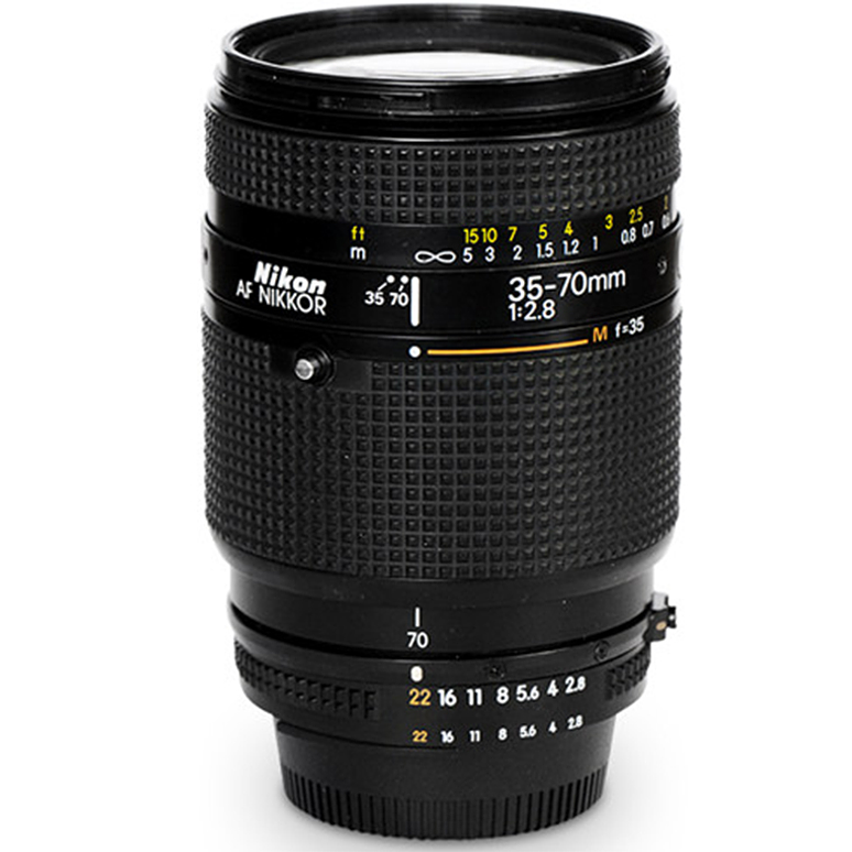 Nikon AF Zoom Nikkor 35-70mm f/2.8D  - USADO 1