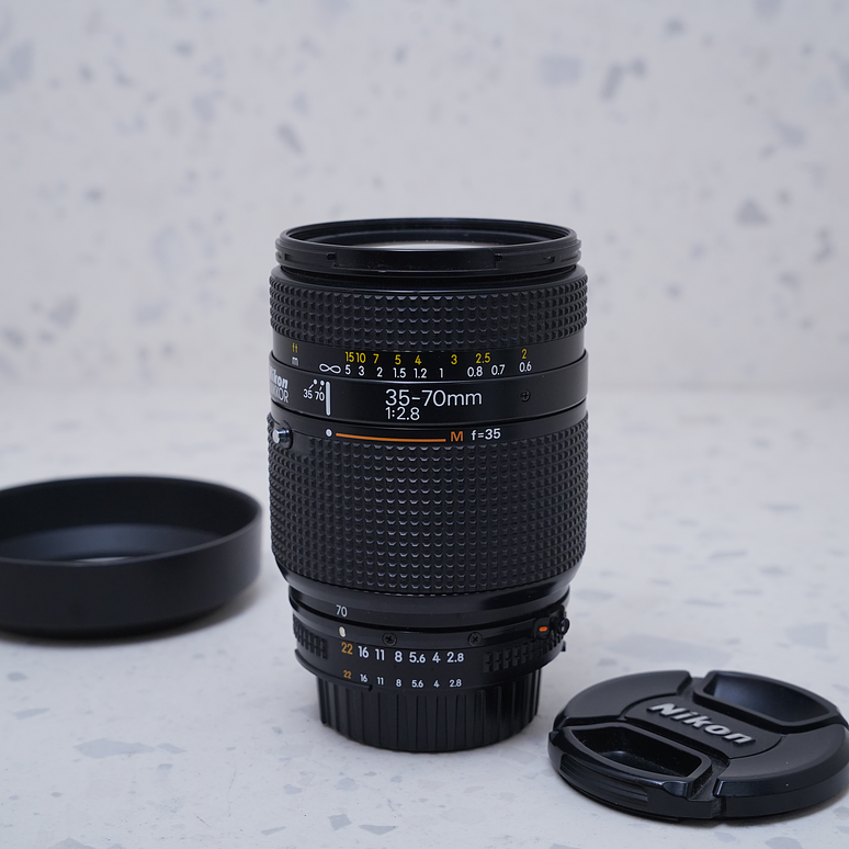 Nikon AF Zoom Nikkor 35-70mm f/2.8D  - USADO 2