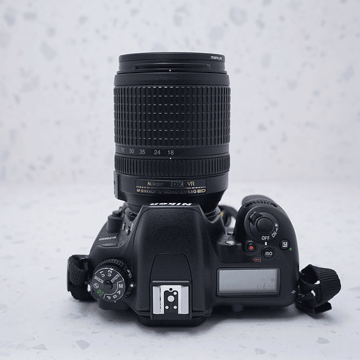 Nikon D7500 + 18-140mm - USADO 6