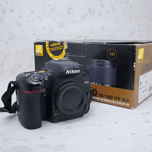 Nikon D7500 (Body) - USADO 2