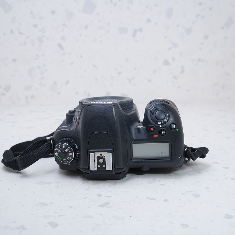 Nikon D7500 (Body) - USADO 8