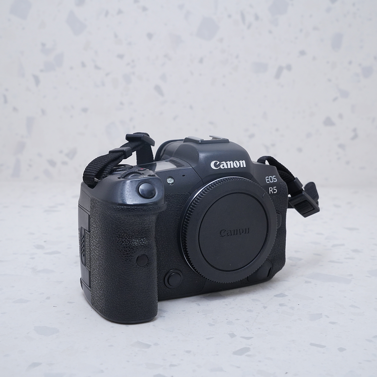 Canon EOS R5 - USADO 6