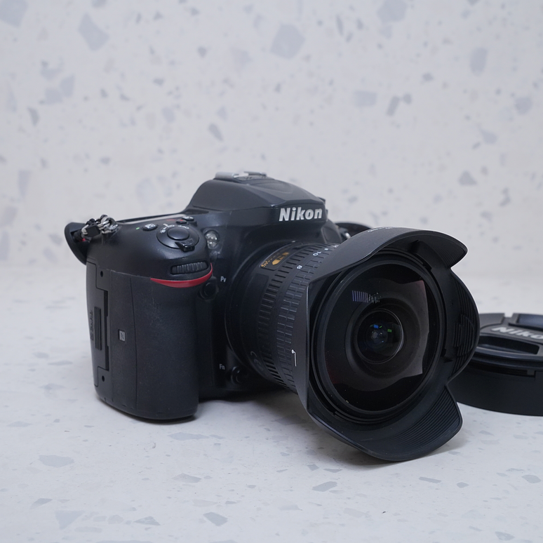 Nikon D7200 + 8-15mm - USADO 6