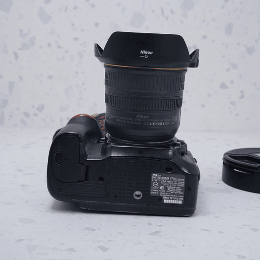 Nikon D7200 + 8-15mm - USADO 8