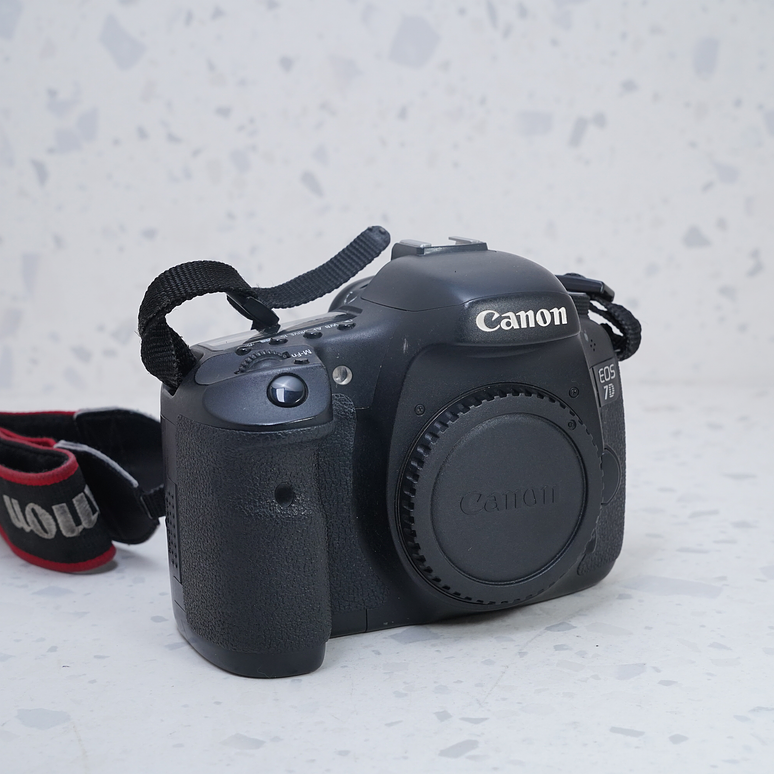 Canon EOS 7D (Body) - USADO 6