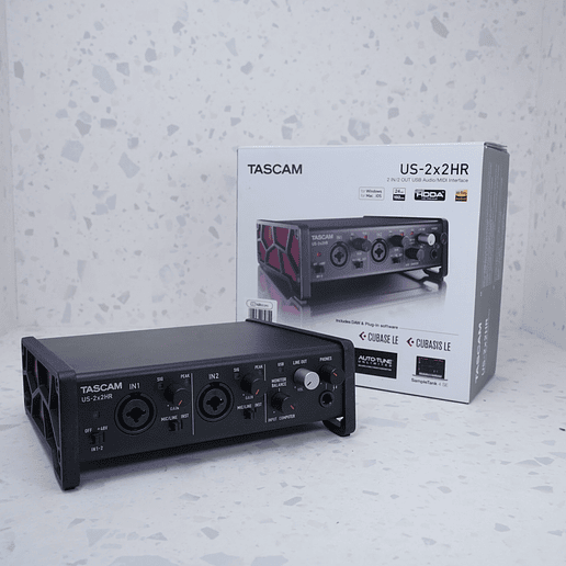 Interfaz de audio/MIDI USB-C de TASCAM US-2x2HR - USADO 2