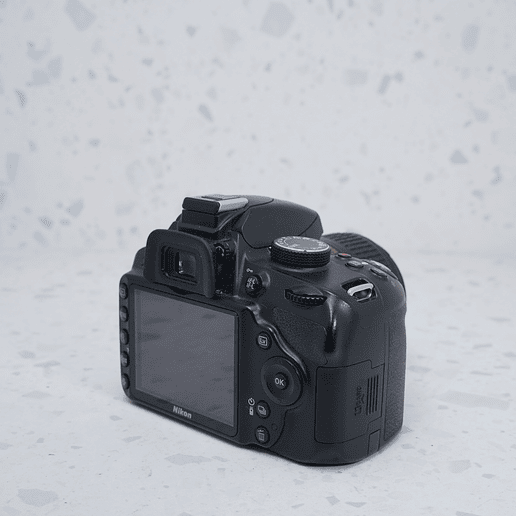 Nikon D3200 +  18-55mm - USADO 5