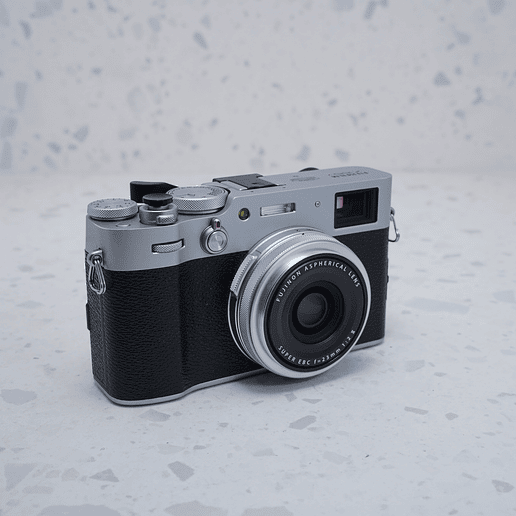 FUJIFILM X100V (Silver edition) - USADO 6