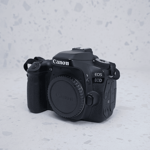 Canon EOS 80D (Body) - USADO 2