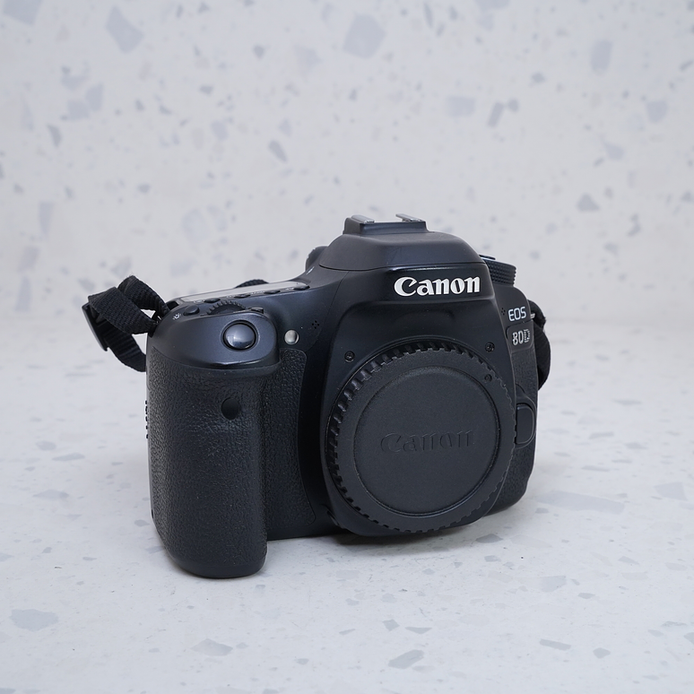 Canon EOS 80D (Body) - USADO 5