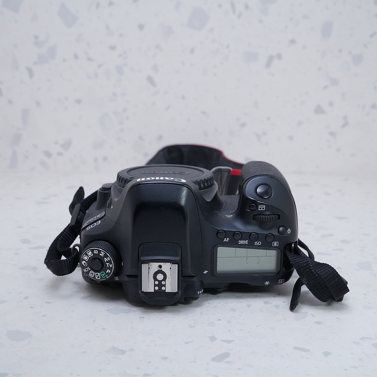 Canon EOS 80D (Body) - USADO 6