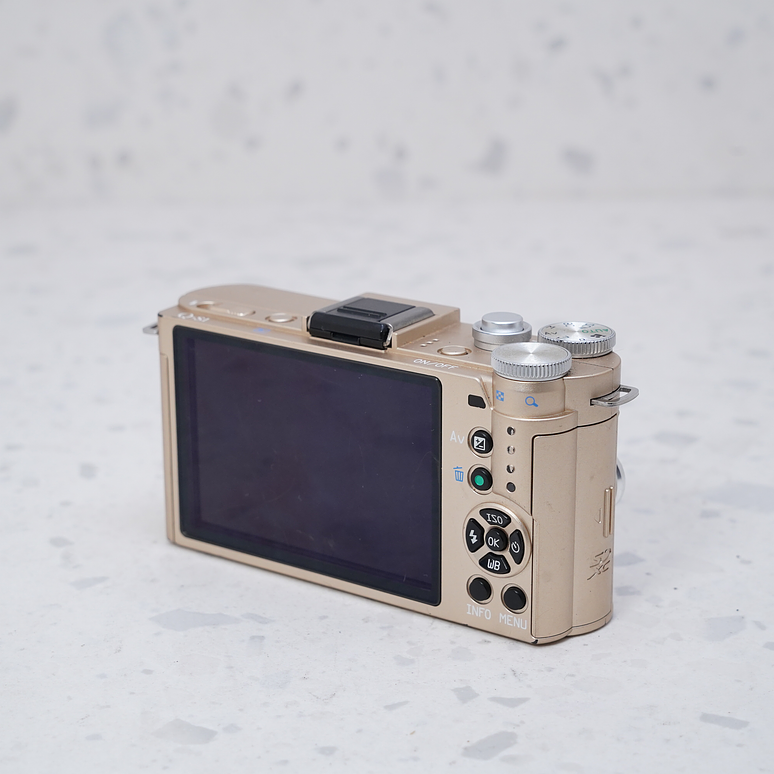 Pentax Q-S1 - USADO 6