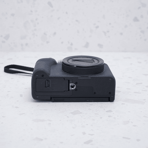 Canon PowerShot V1 - USADO 5