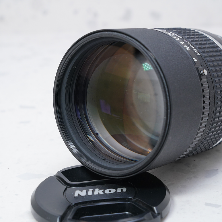 Nikon AF DC-135mm F2 AF-D - USADO 4