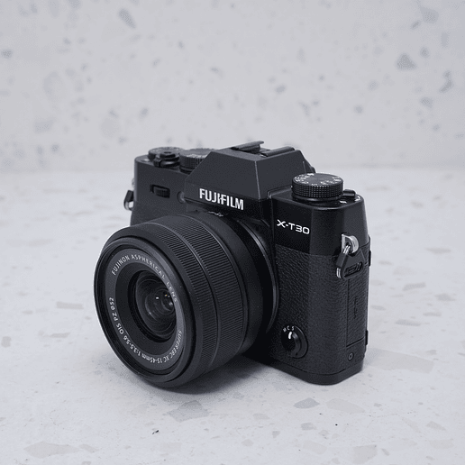 FUJIFILM X-T30 + 15-45mm - USADO 7