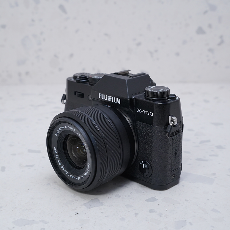 FUJIFILM X-T30 + 15-45mm - USADO 7