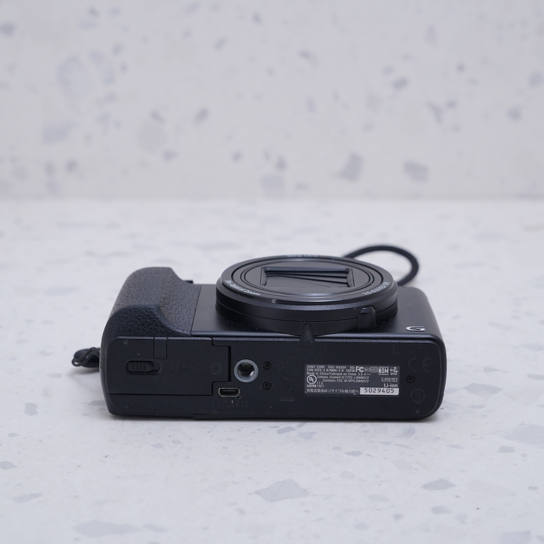 Sony Cyber-shot HX50V - USADO 3