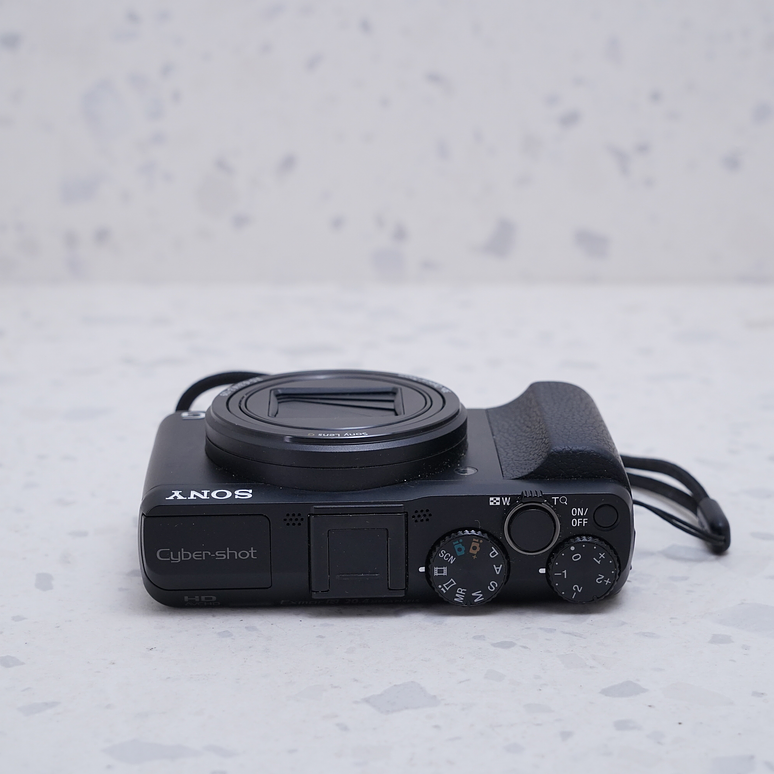 Sony Cyber-shot HX50V - USADO 4