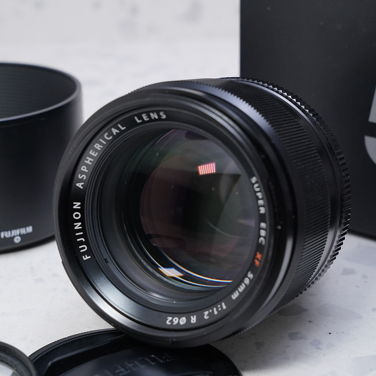 FUJIFILM XF 56mm f/1.2 R - USADO 4