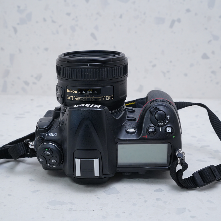 Nikon D300S + 50mm - USADO 3