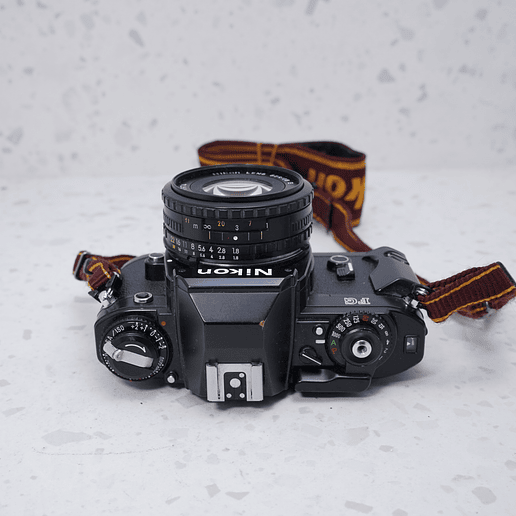 Nikon FG + 50mm f/1.8 - USADO 6