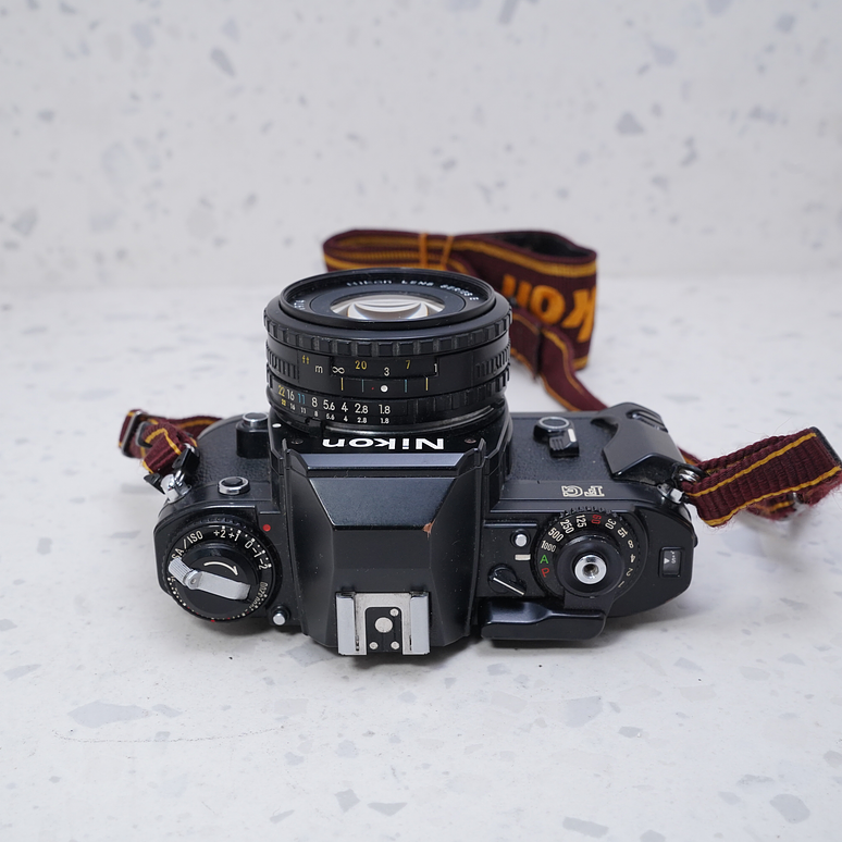 Nikon FG + 50mm f/1.8 - USADO 6