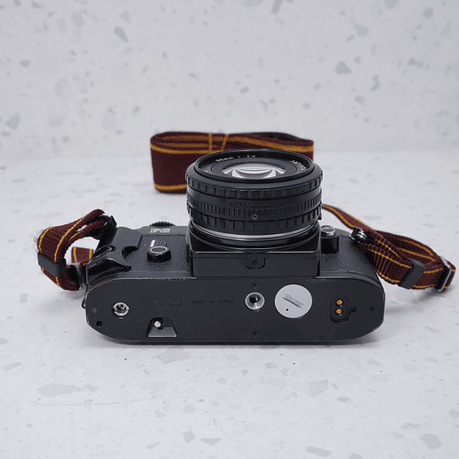 Nikon FG + 50mm f/1.8 - USADO 7