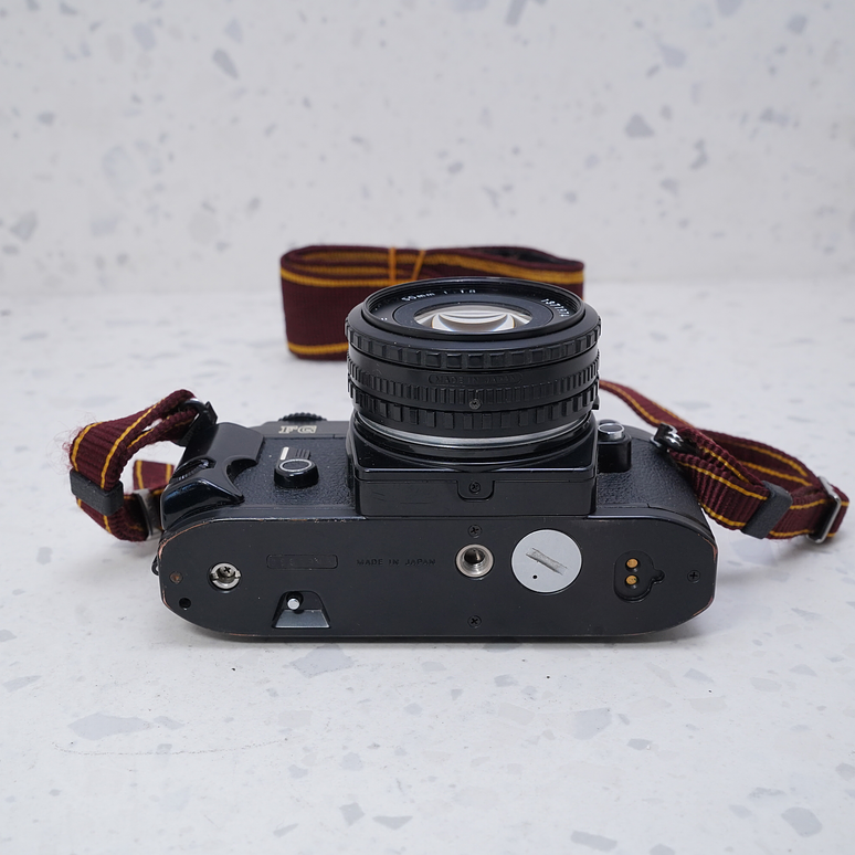 Nikon FG + 50mm f/1.8 - USADO 7