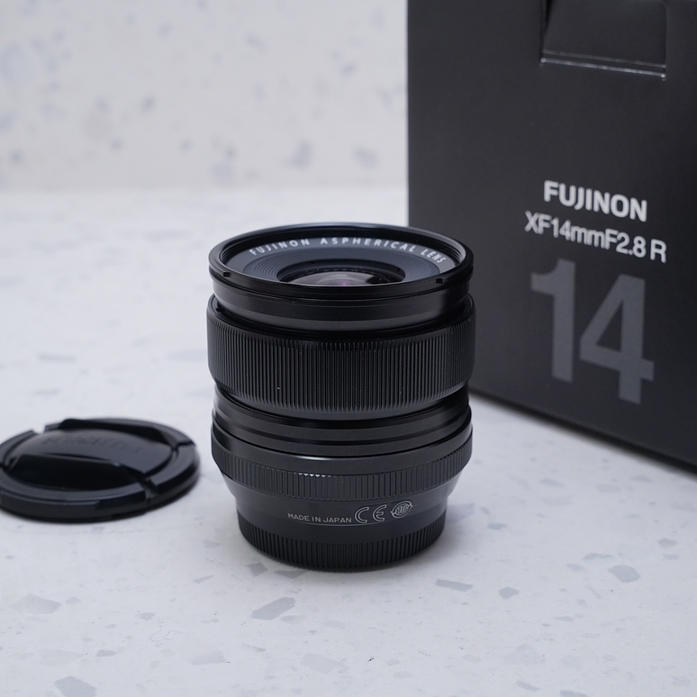 FUJIFILM XF 14mm f/2.8 R - USADO  3