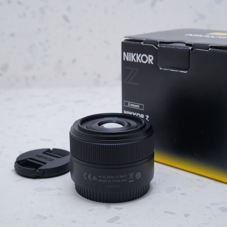 Nikon NIKKOR Z 40mm f/2 - USADO 4