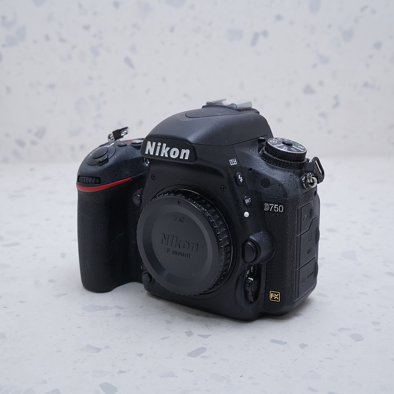 Nikon D750 (Body) - USADO 2
