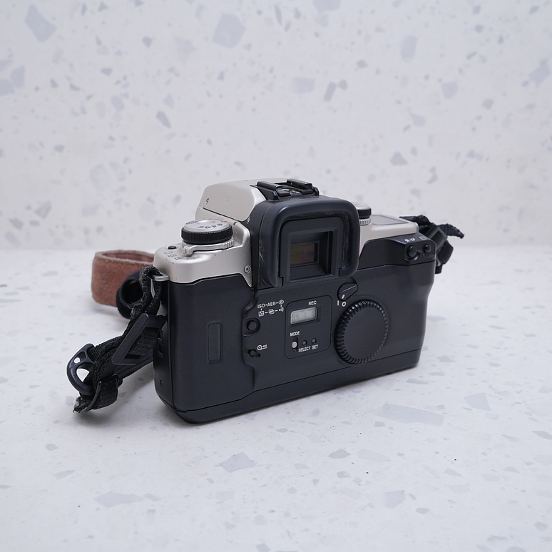 Canon EOS ELAN II e (Body) - USADO 4