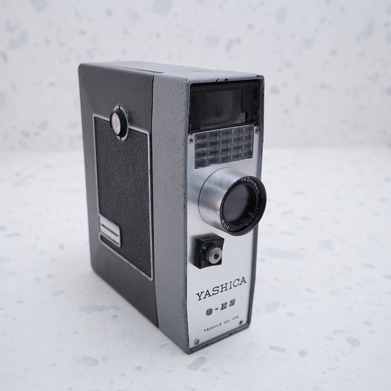 Yashica 8-ES - USADO 2