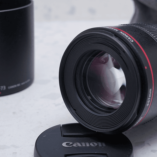 Canon EF 100mm f/2.8L Macro IS USM - USADO 4