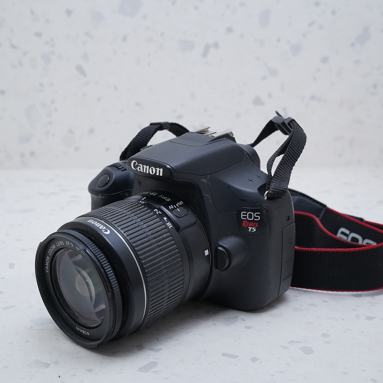 Kit Canon Rebel T5 con lentes de 18-55mm y 75-300mm - USADO 5