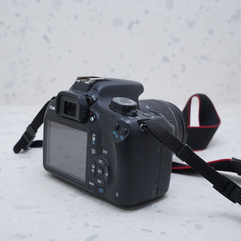 Kit Canon Rebel T5 con lentes de 18-55mm y 75-300mm - USADO 6