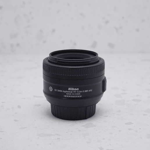 Nikon AF-S DX NIKKOR 35mm f/1.8G - USADO 2